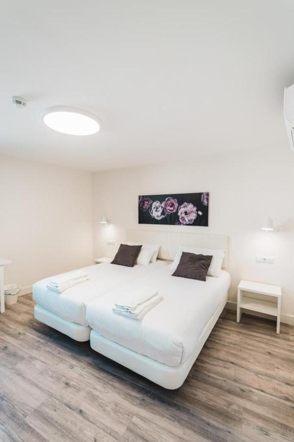 Hostal Comfort Suites Carrión de los Condes Exteriör bild
