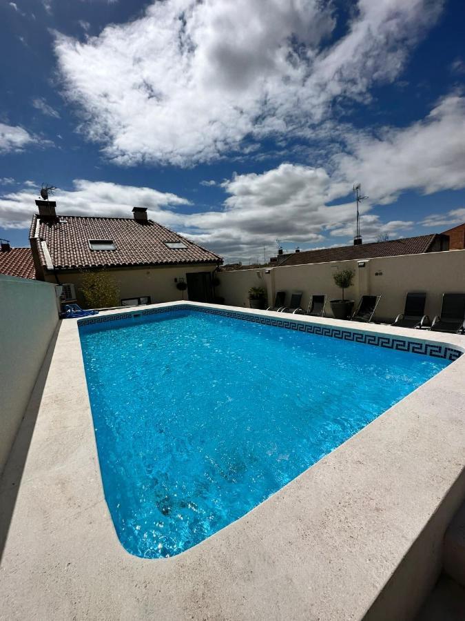 Hostal Comfort Suites Carrión de los Condes Exteriör bild
